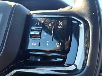 2025 Land Rover Range Rover Velar Dynamic SE