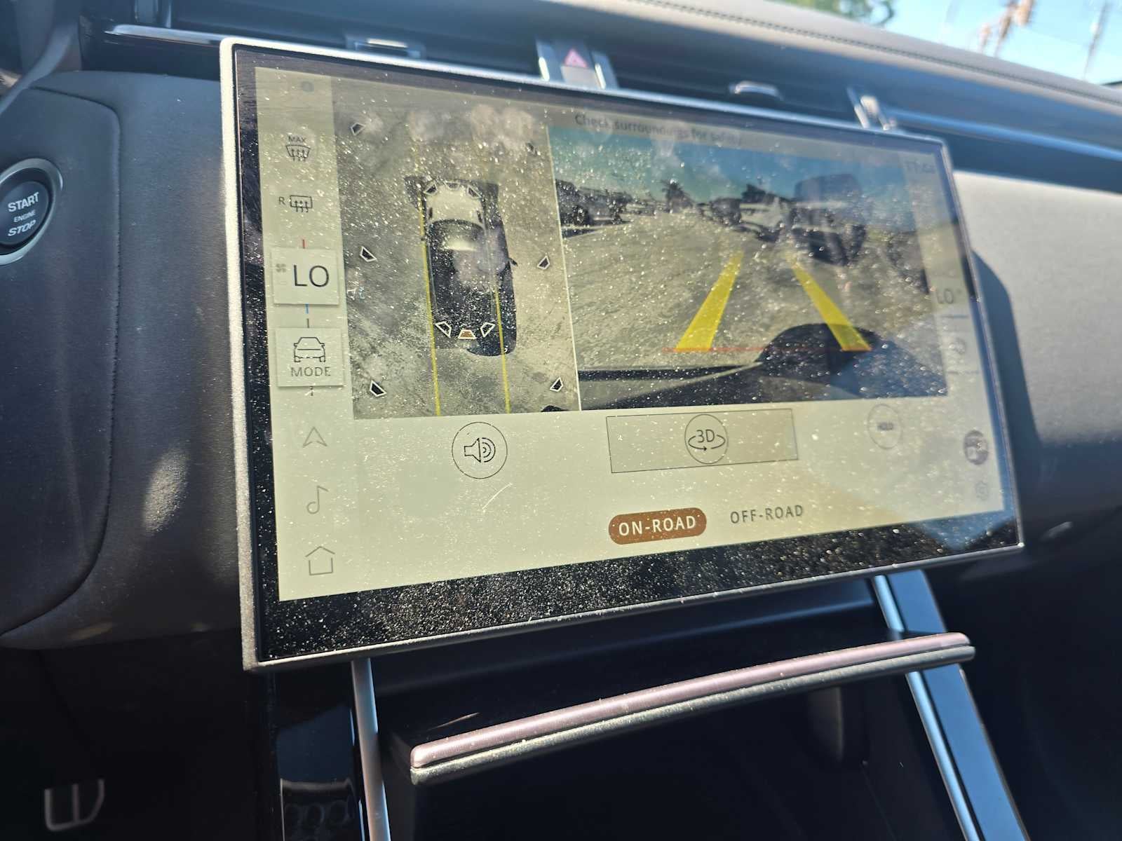 2026 Land Rover Range Rover Velar Dynamic SE