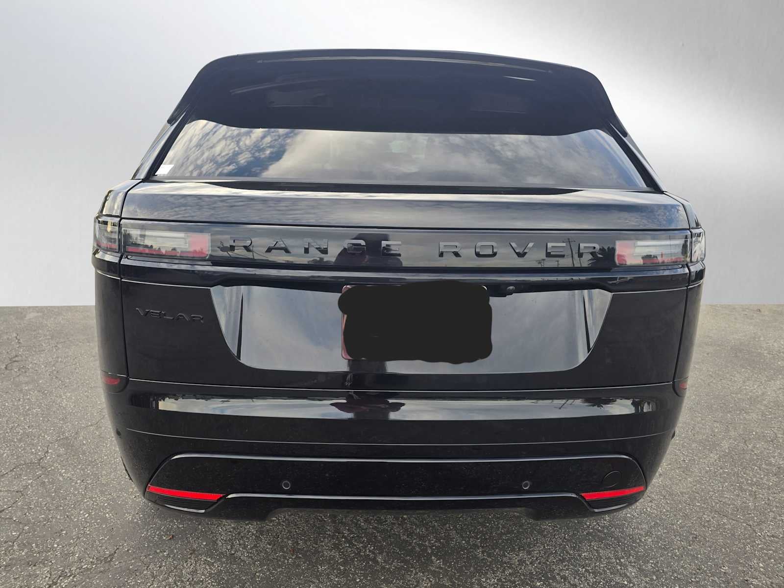 2025 Land Rover Range Rover Velar Dynamic SE