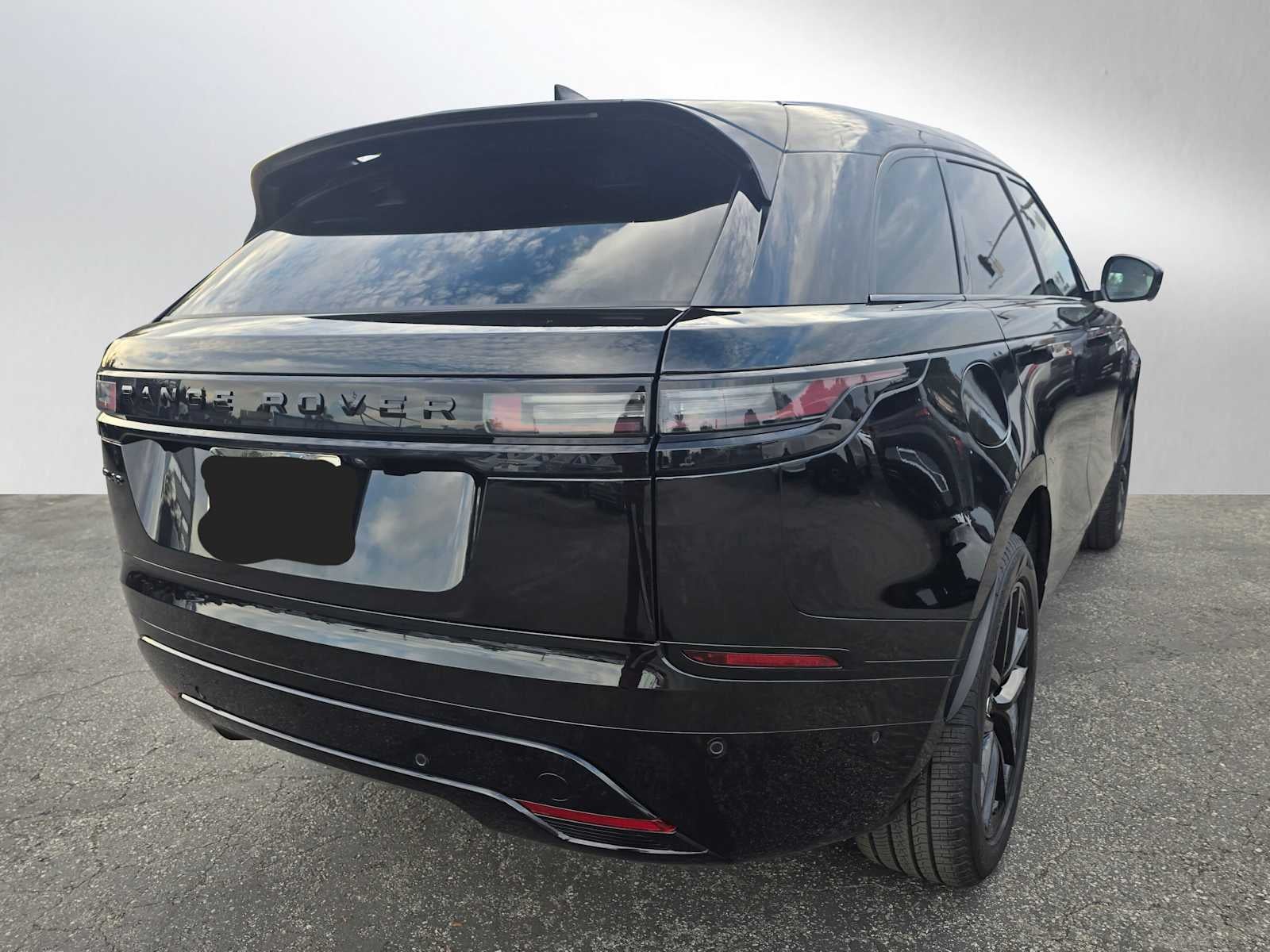 2025 Land Rover Range Rover Velar Dynamic SE