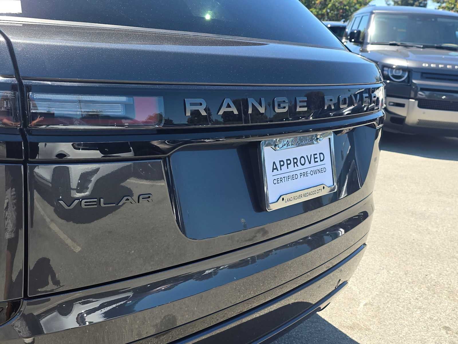 2026 Land Rover Range Rover Velar Dynamic SE