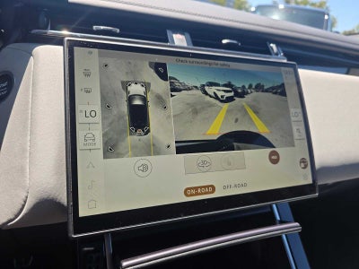 2026 Land Rover Range Rover Velar Dynamic SE