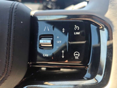 2026 Land Rover Range Rover Velar Dynamic SE