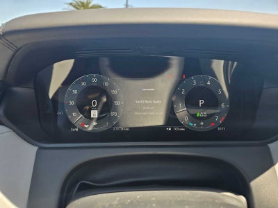 2026 Land Rover Range Rover Velar Dynamic SE