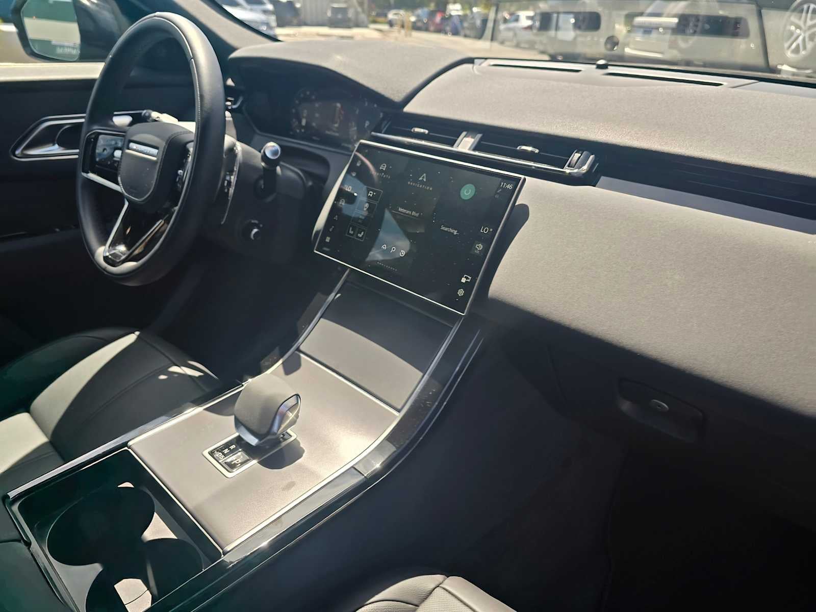 2025 Land Rover Range Rover Velar Dynamic SE