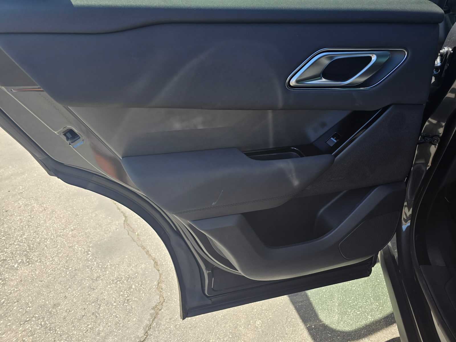 2025 Land Rover Range Rover Velar Dynamic SE