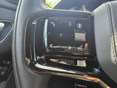 2025 Land Rover Range Rover Velar Dynamic SE