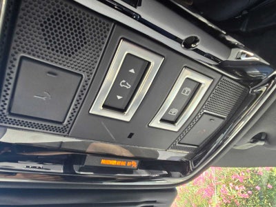 2025 Land Rover Range Rover Velar Dynamic SE