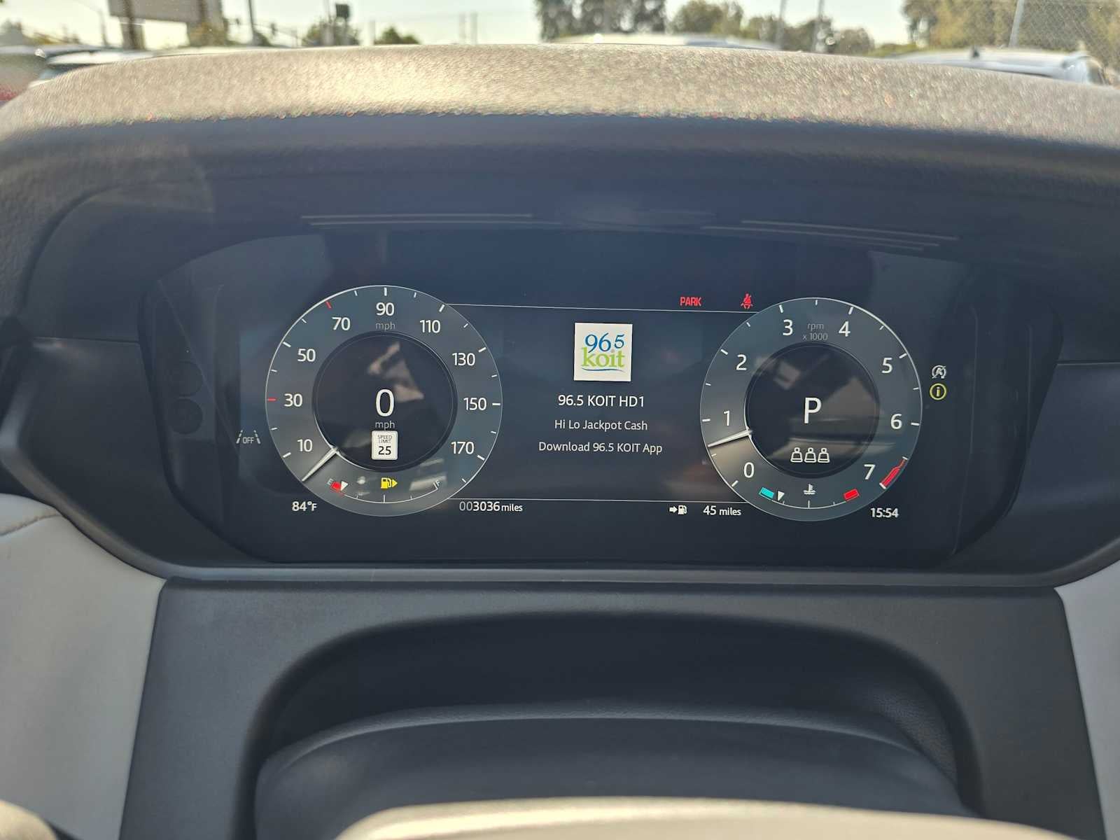 2025 Land Rover Range Rover Velar Dynamic SE