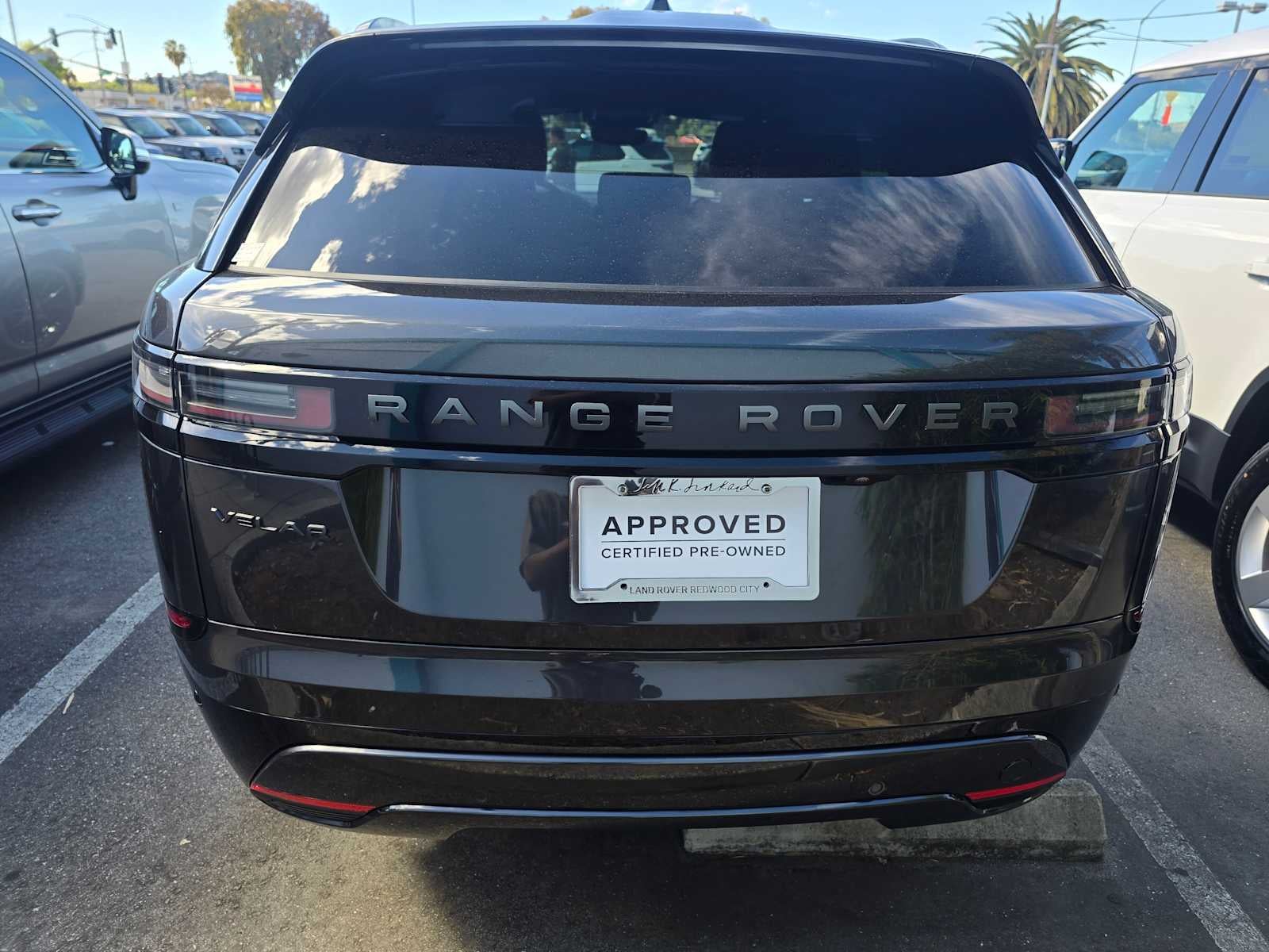 2026 Land Rover Range Rover Velar Dynamic SE