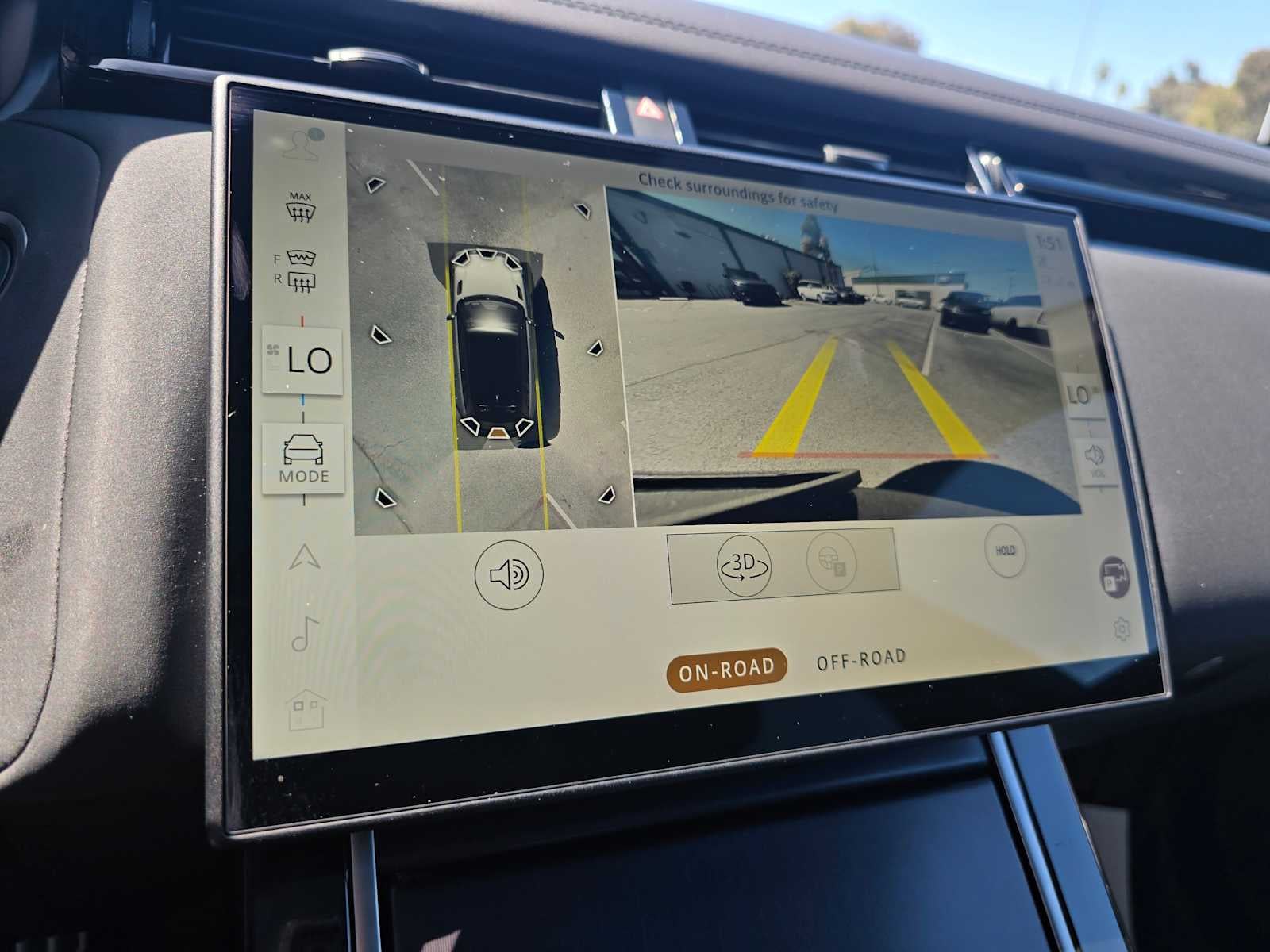 2026 Land Rover Range Rover Velar Dynamic SE