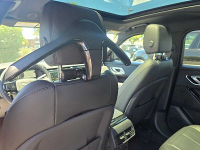 2026 Land Rover Range Rover Velar Dynamic SE