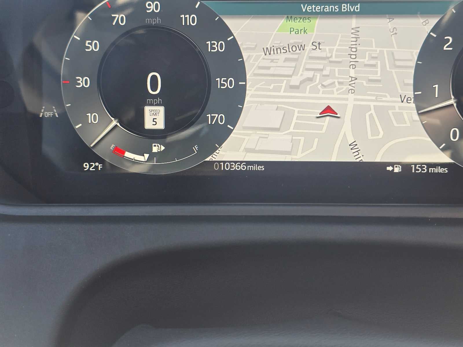 2026 Land Rover Range Rover Velar Dynamic SE