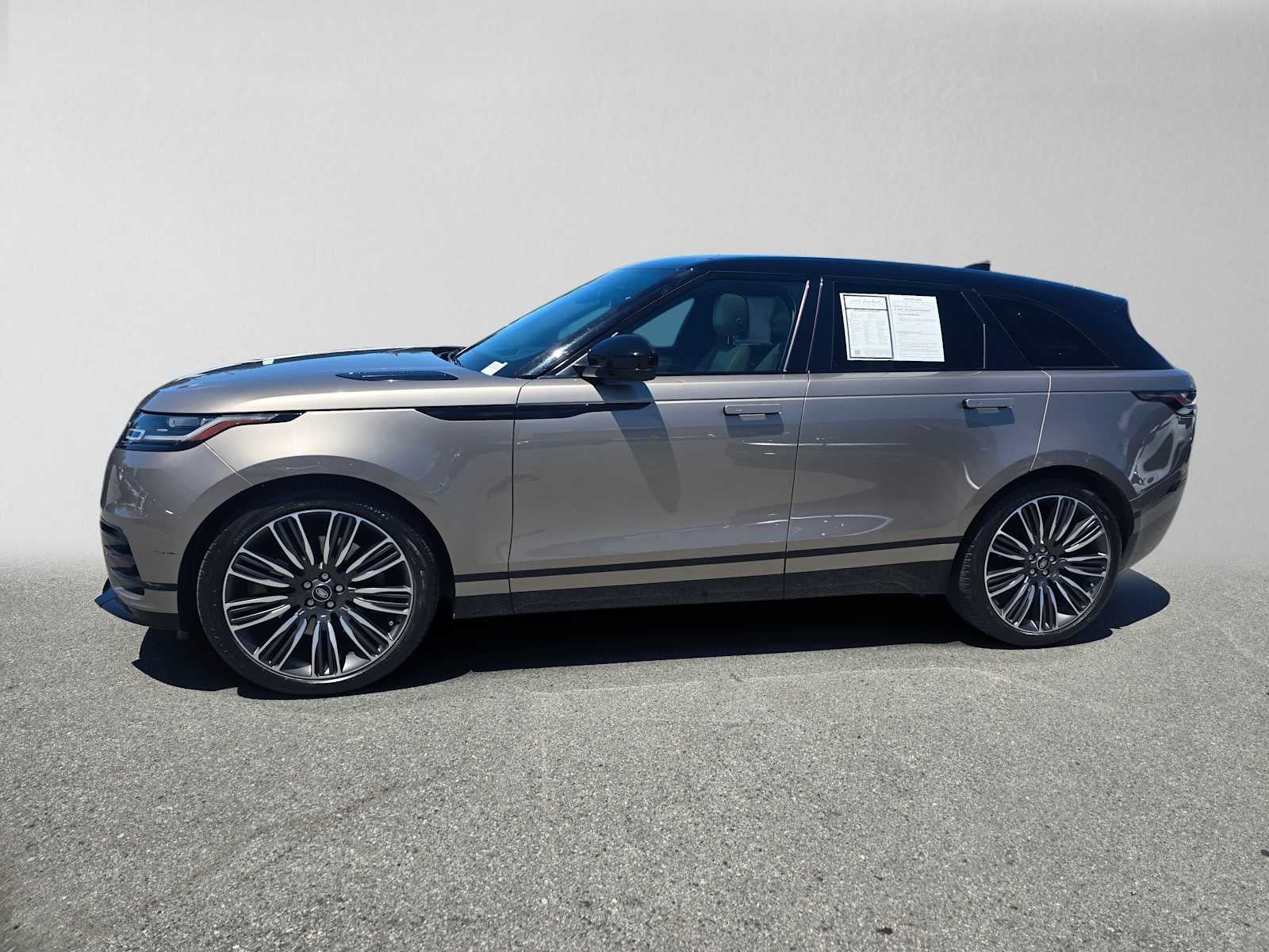 2023 Land Rover Range Rover Velar HST