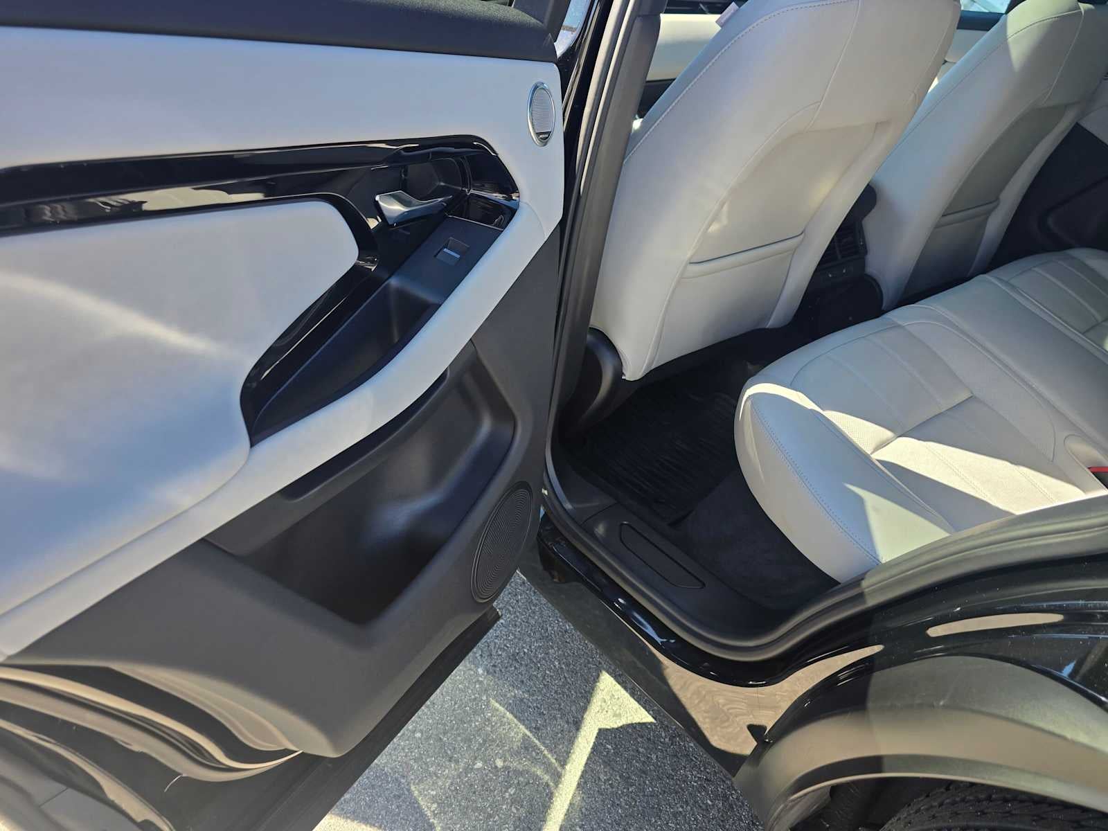 2026 Land Rover Range Rover Evoque Core S