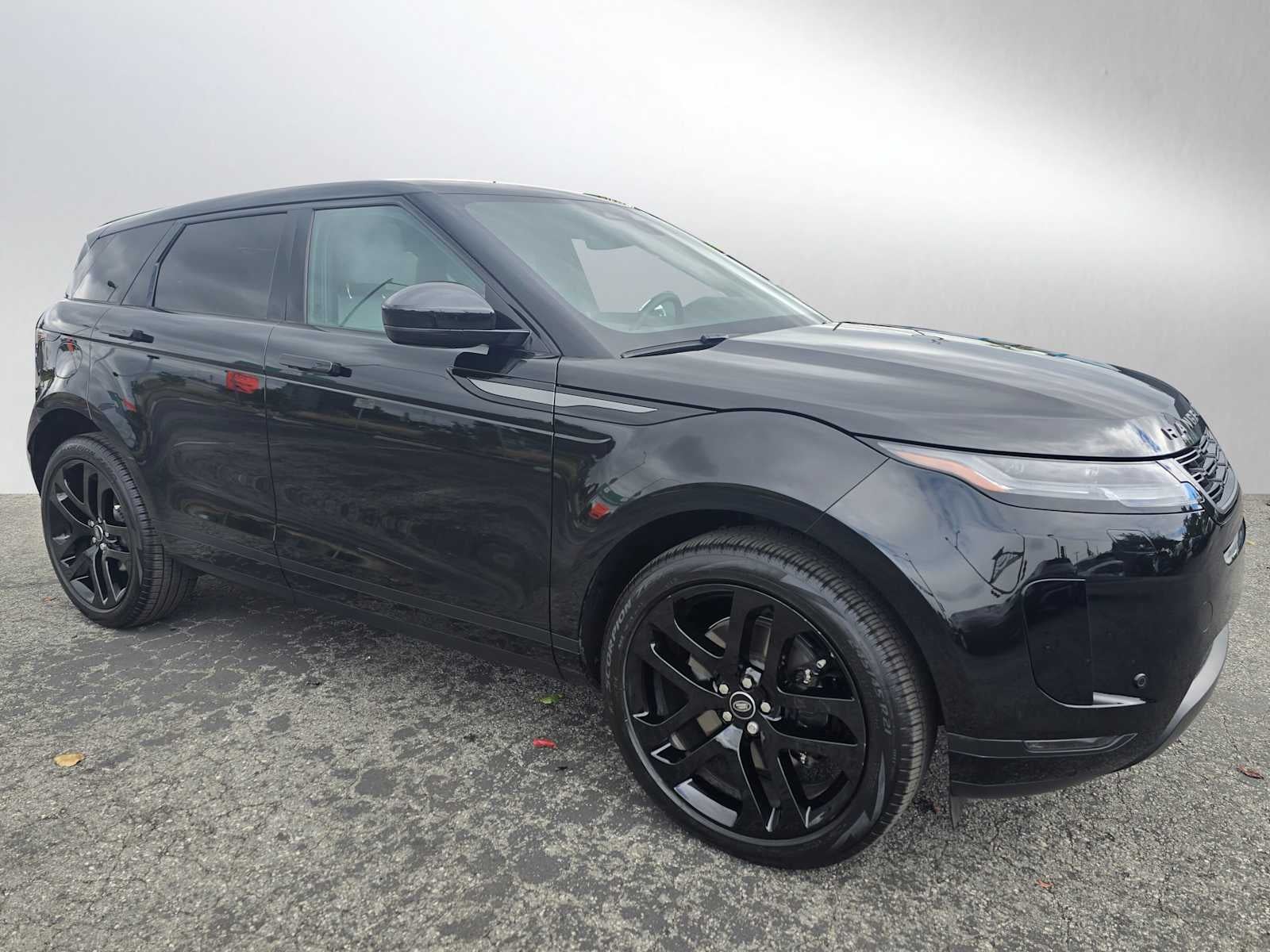 2026 Land Rover Range Rover Evoque Core S