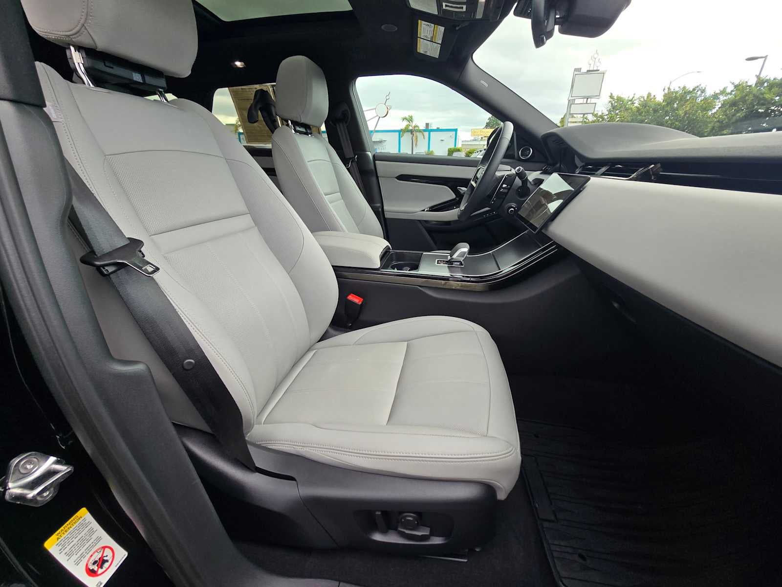 2026 Land Rover Range Rover Evoque Core S
