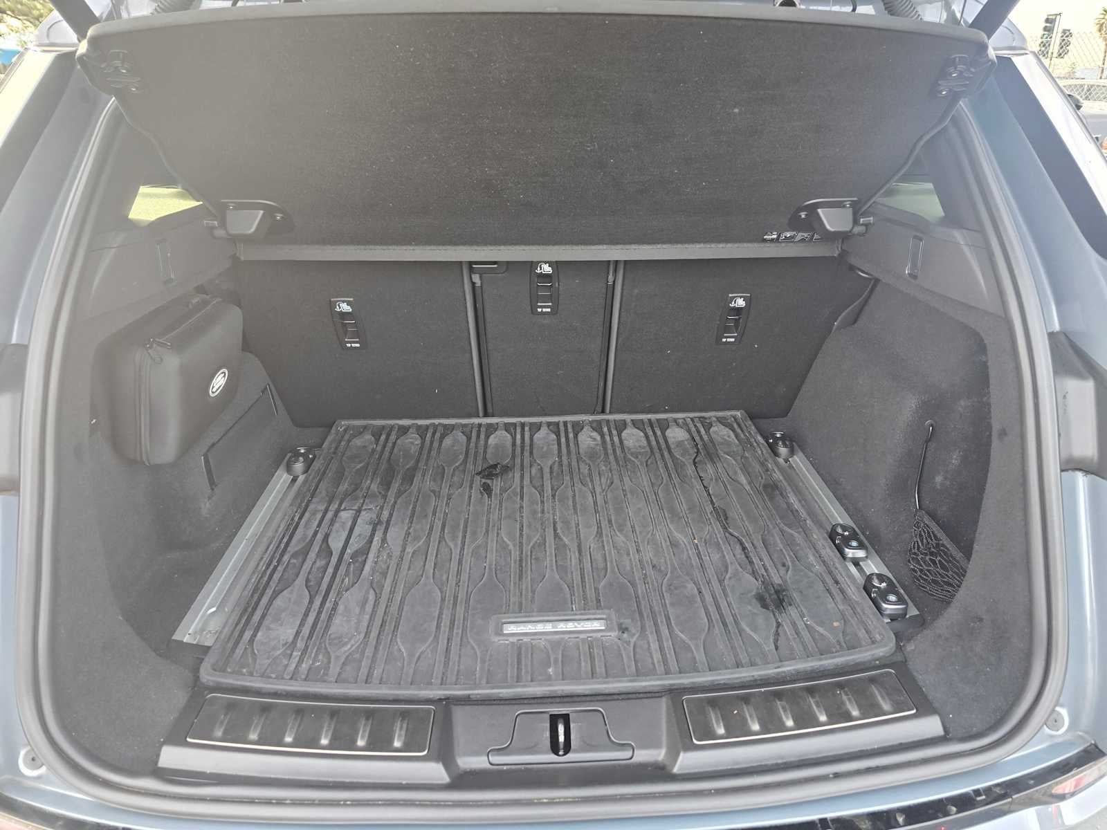 2022 Land Rover Range Rover Evoque R-Dynamic SE