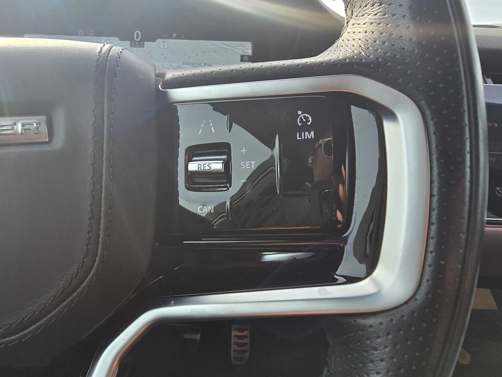 2022 Land Rover Range Rover Evoque R-Dynamic SE