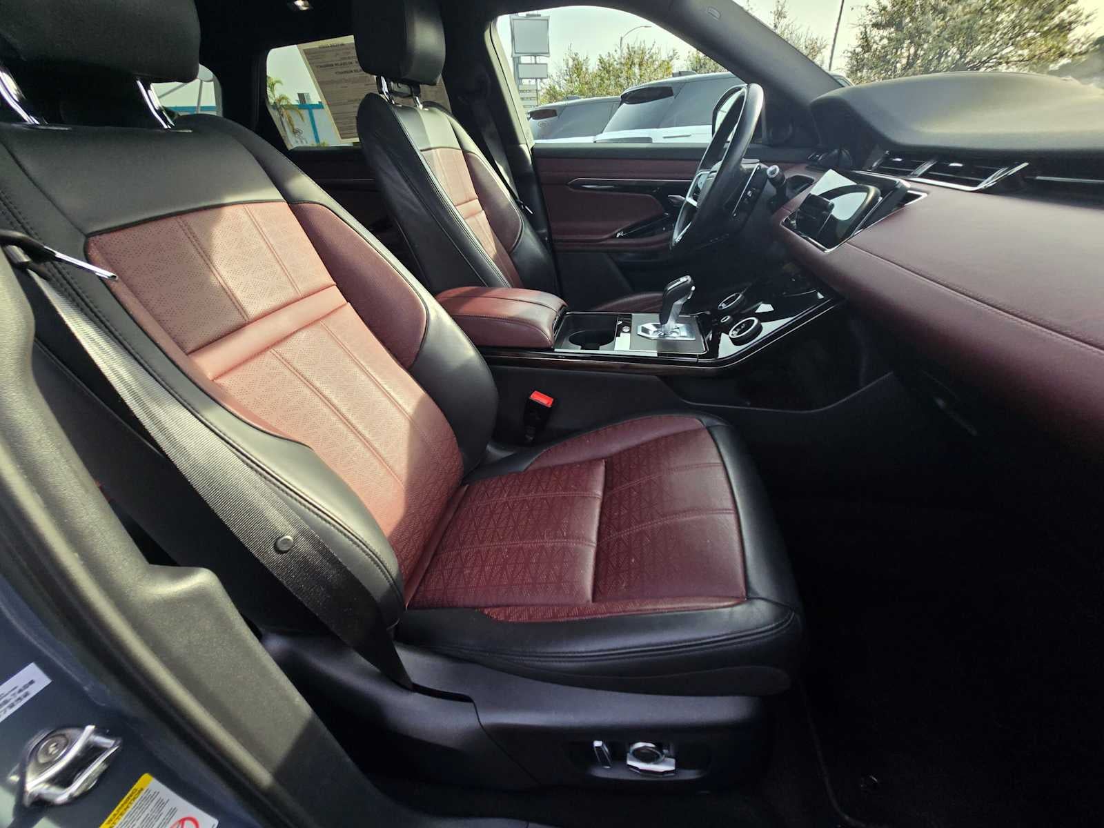 2022 Land Rover Range Rover Evoque R-Dynamic SE