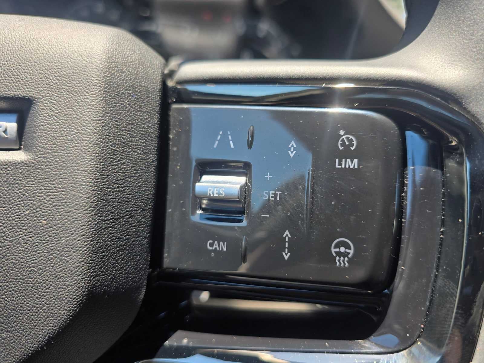 2026 Land Rover Range Rover Evoque Dynamic SE