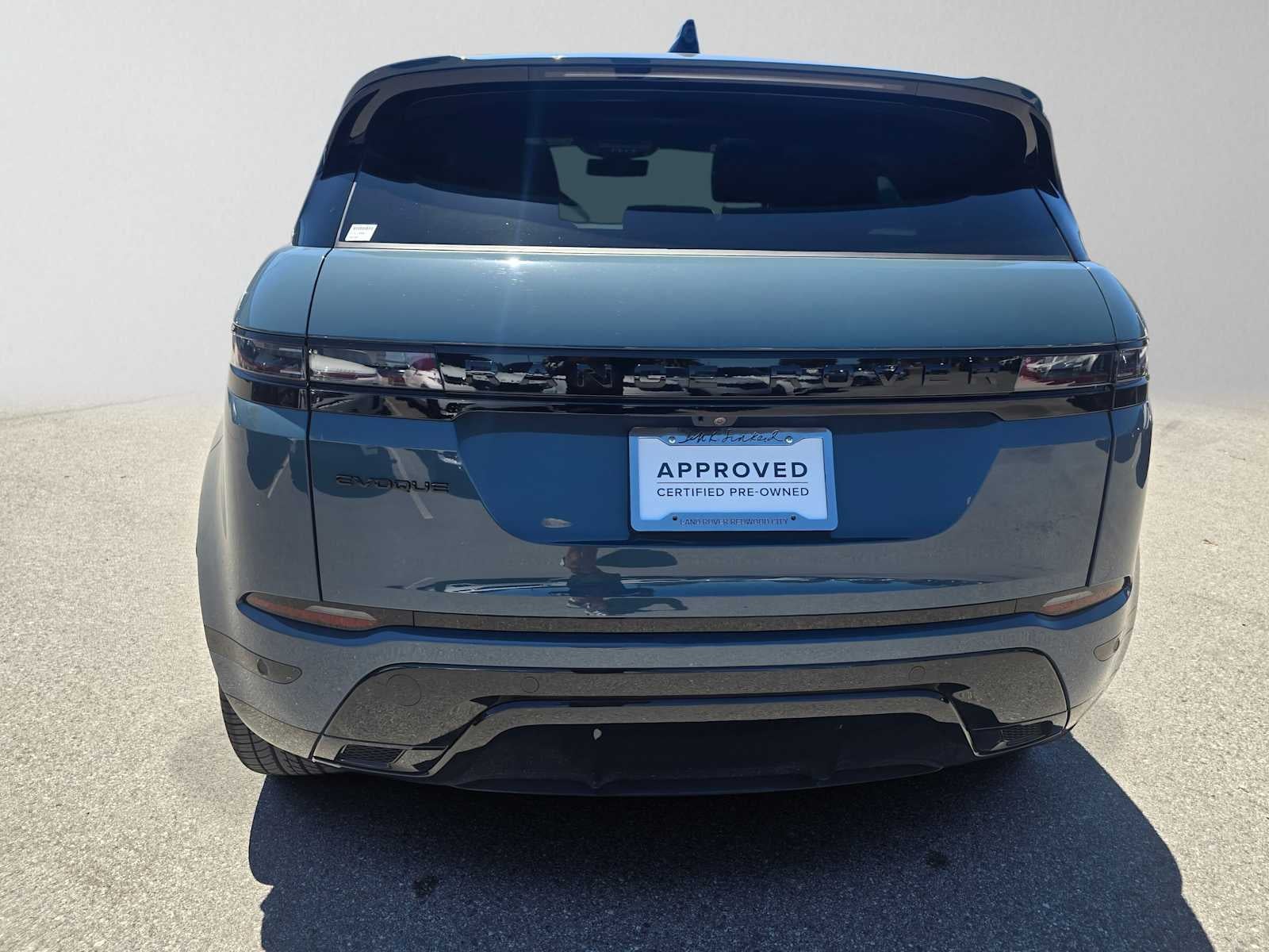 2026 Land Rover Range Rover Evoque Dynamic SE
