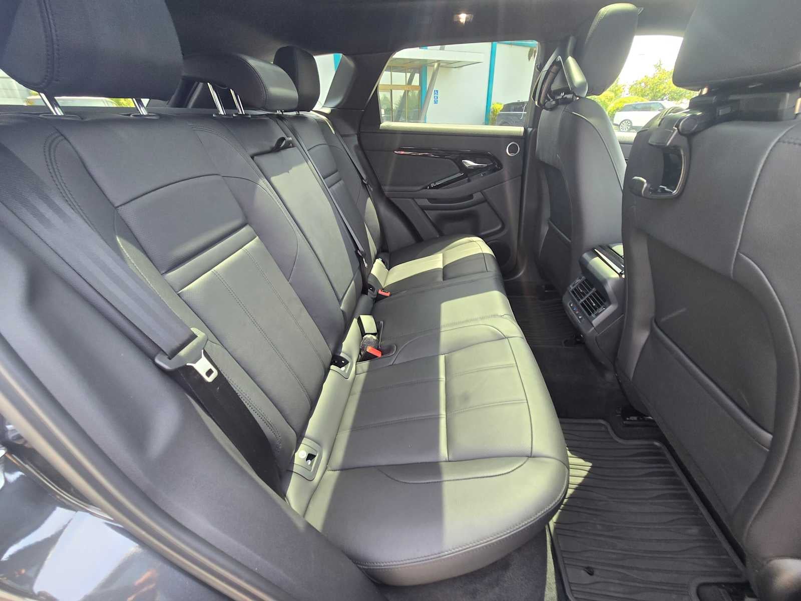 2026 Land Rover Range Rover Evoque Dynamic SE
