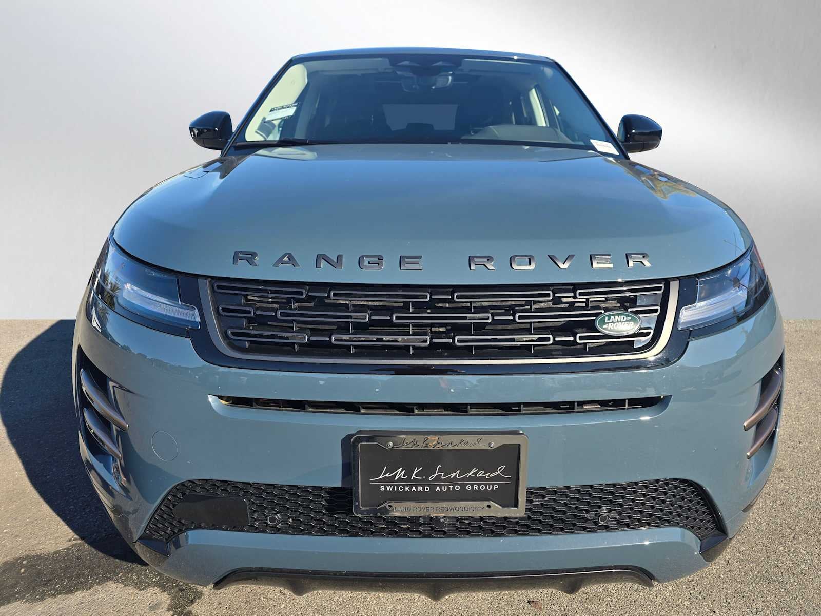 2025 Land Rover Range Rover Evoque Dynamic SE