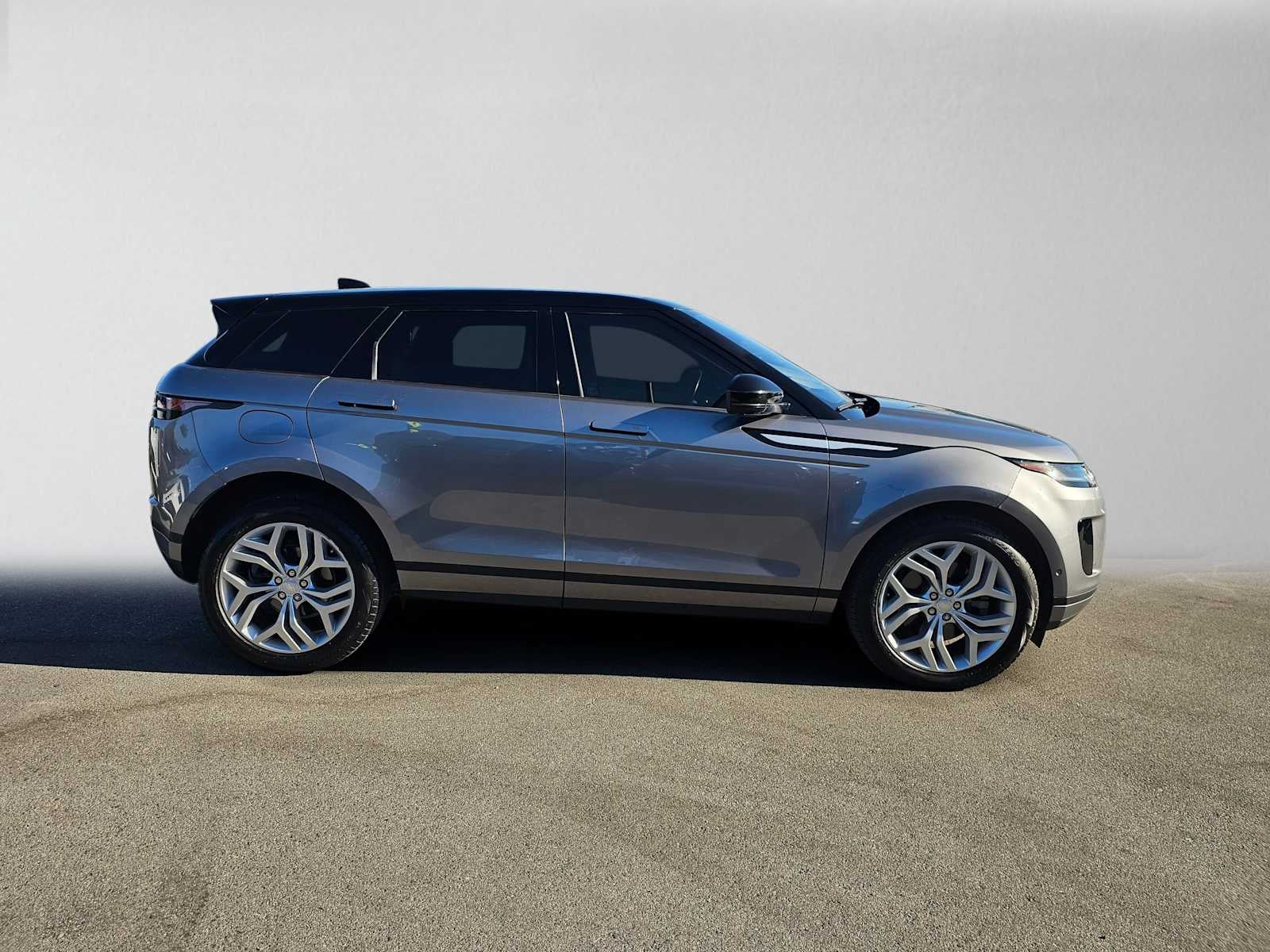 2020 Land Rover Range Rover Evoque SE