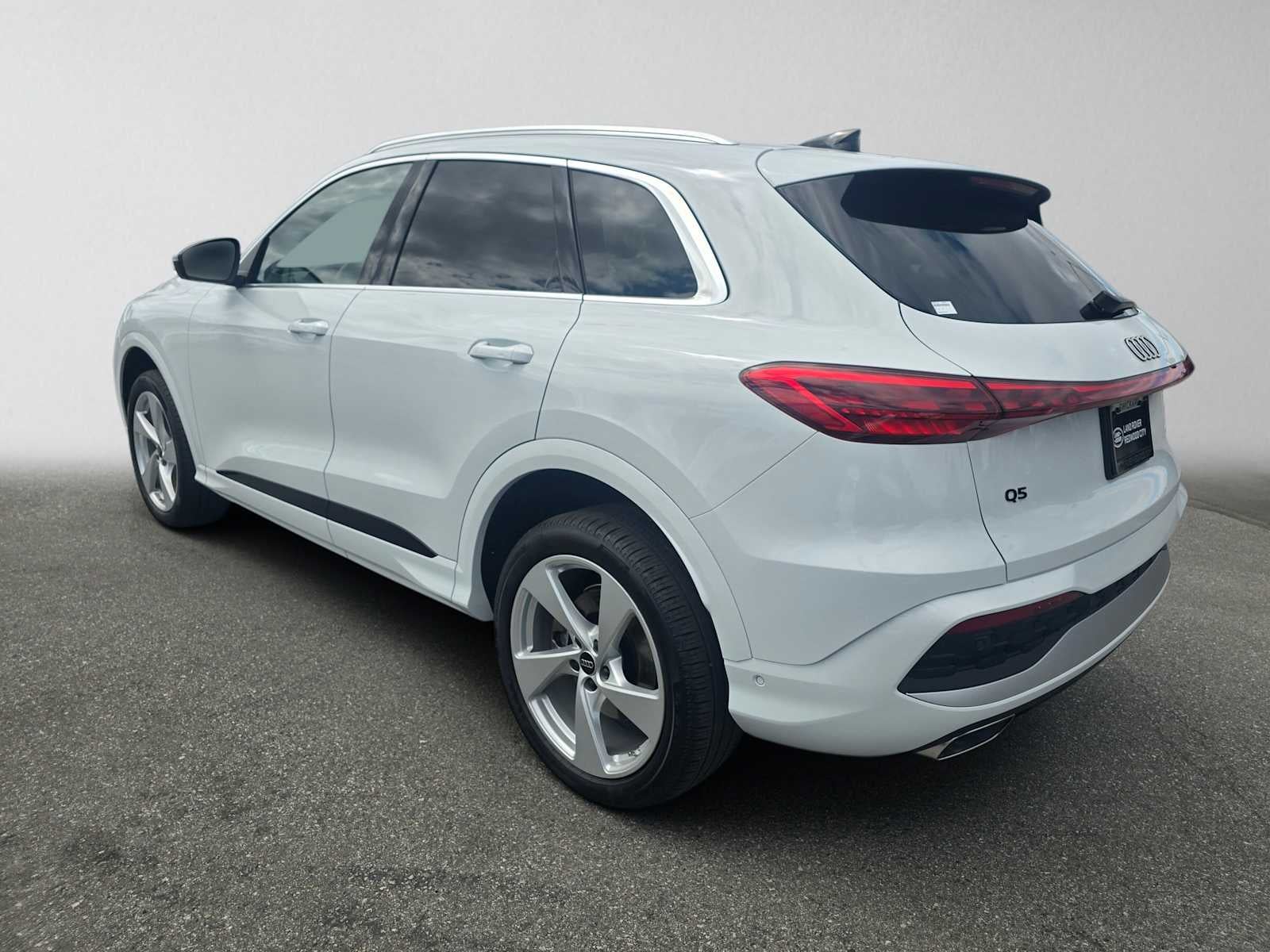 2025 Audi New Q5 Premium Plus