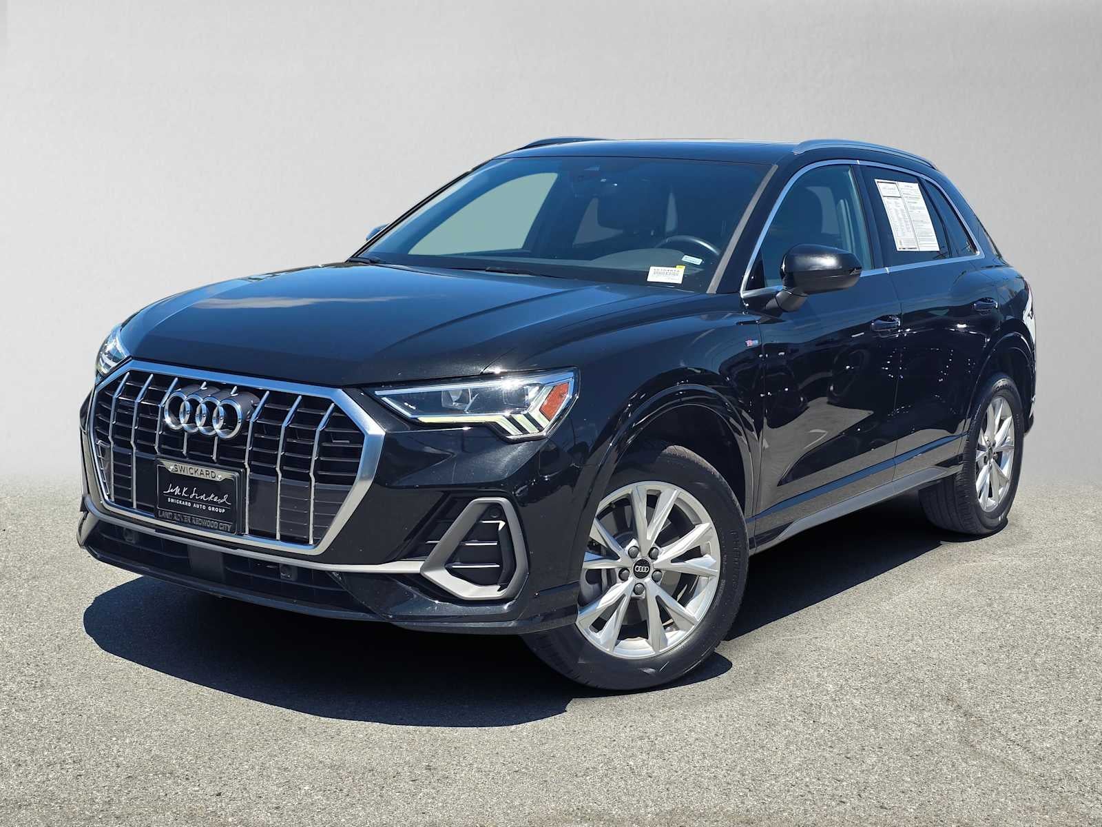 2025 Audi Q3 S line Premium