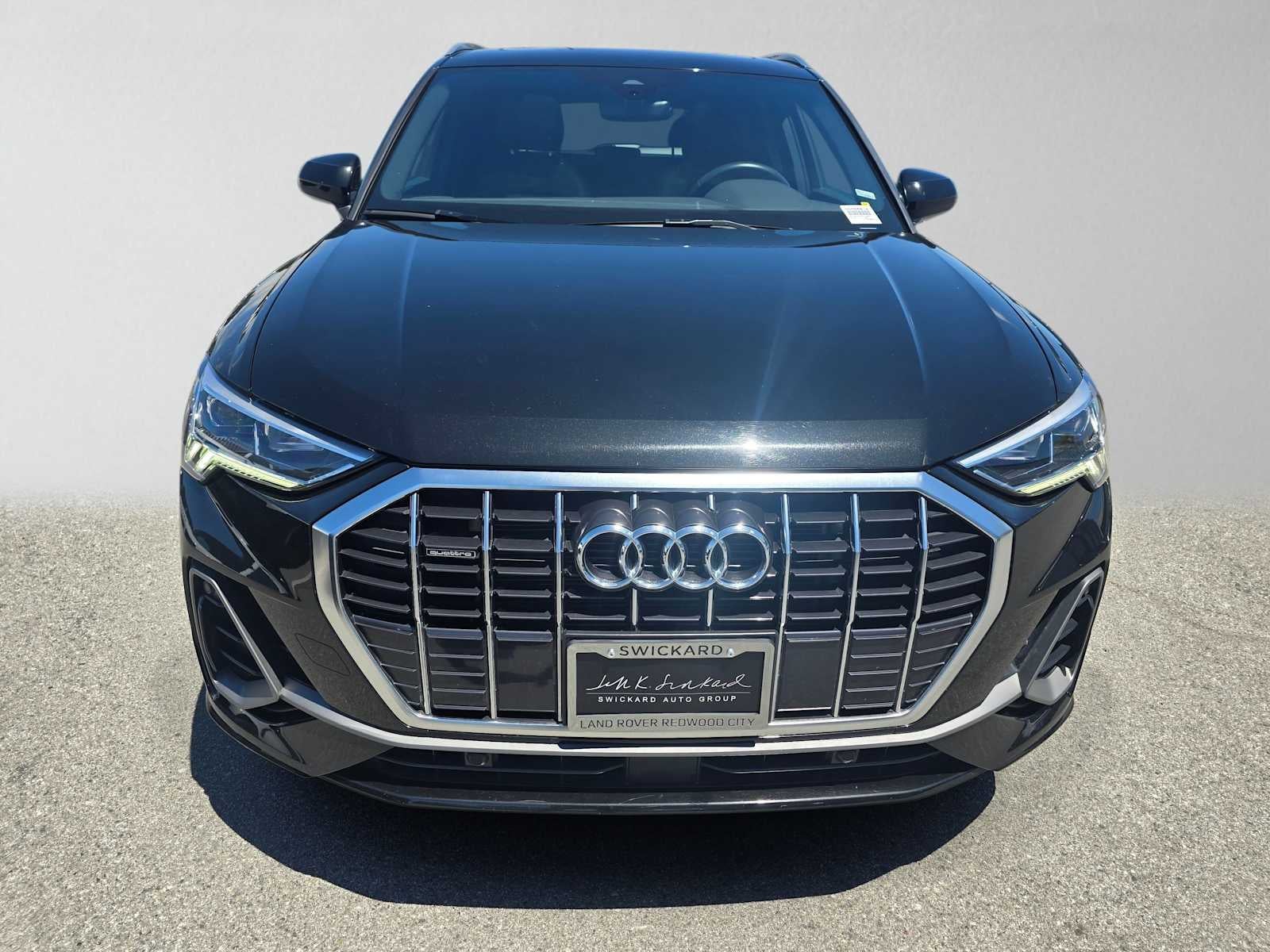 2025 Audi Q3 S line Premium