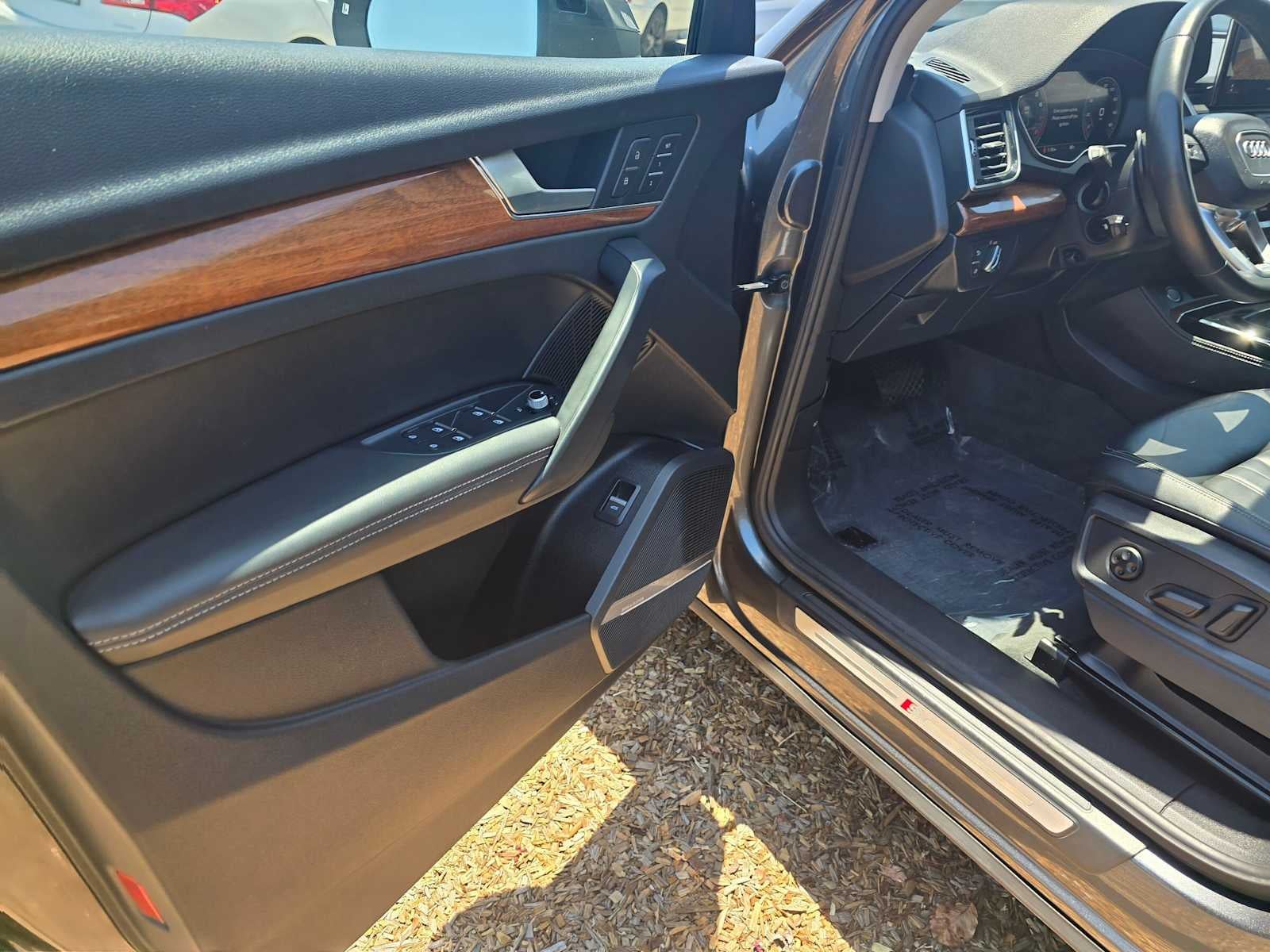 2023 Audi Q5 S line Premium Plus