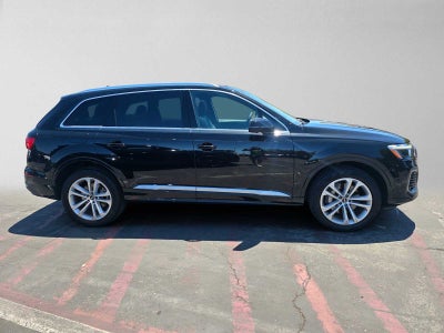 2025 Audi Q7 Premium Plus
