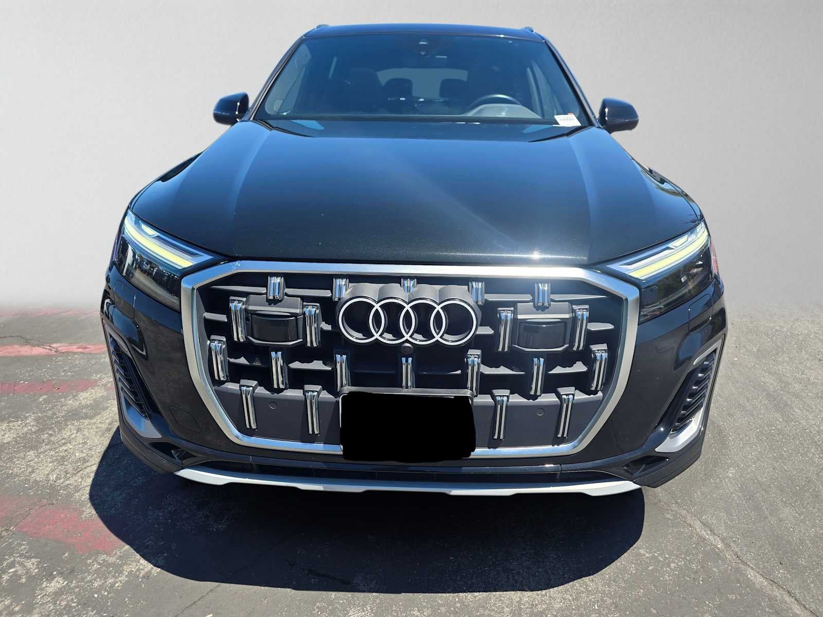 2025 Audi Q7 Premium Plus