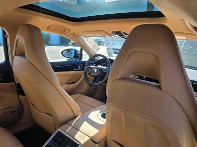 2023 Porsche Panamera 4