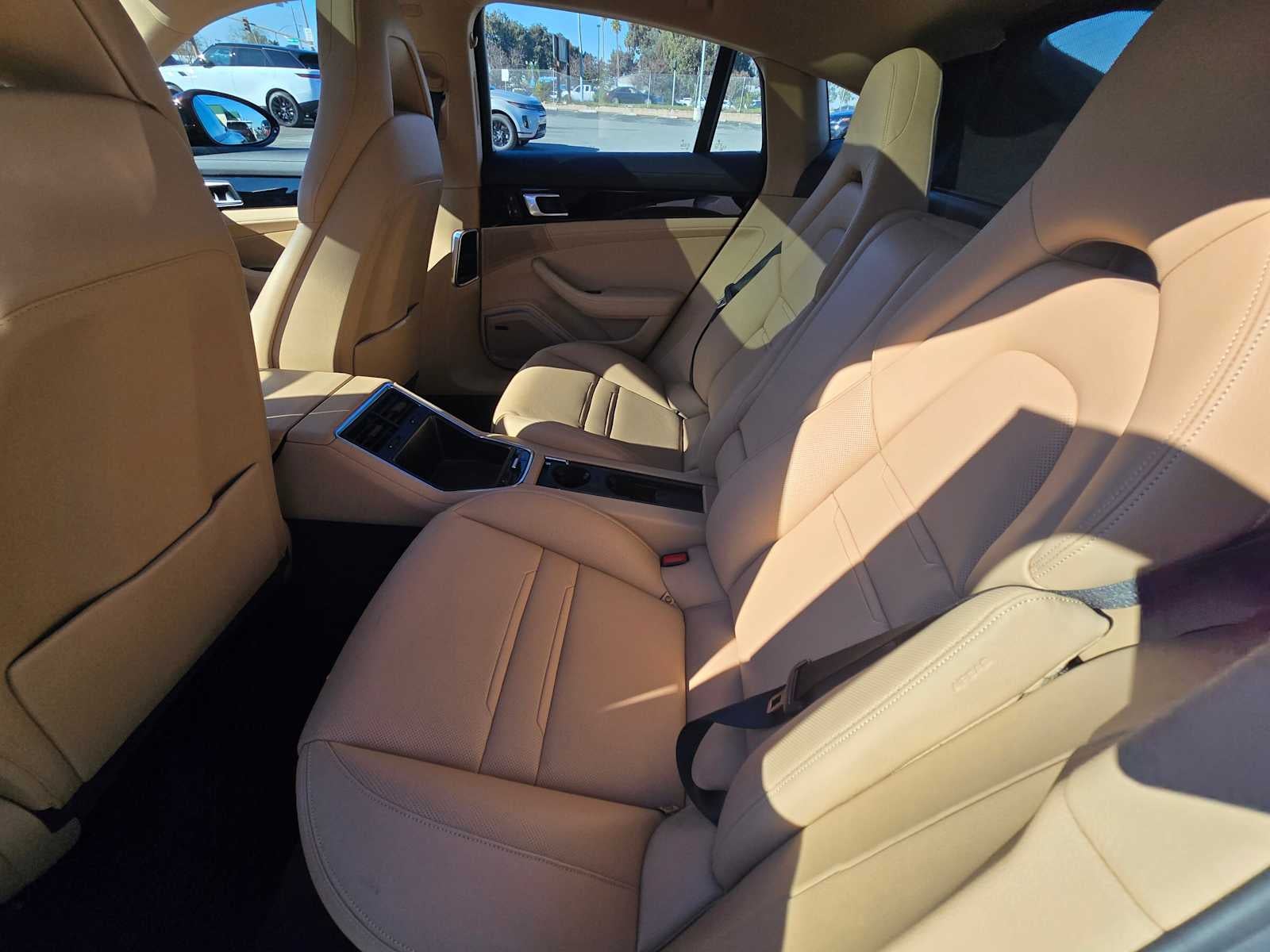 2023 Porsche Panamera 4