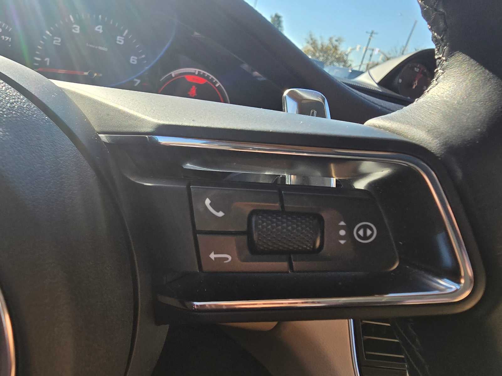 2023 Porsche Panamera 4