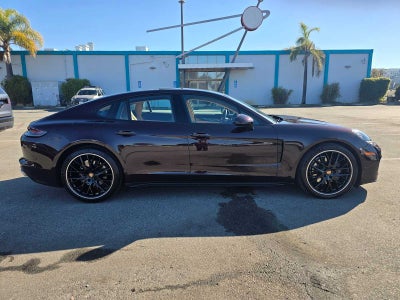 2023 Porsche Panamera 4