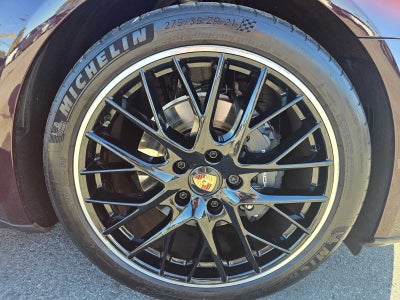 2023 Porsche Panamera 4