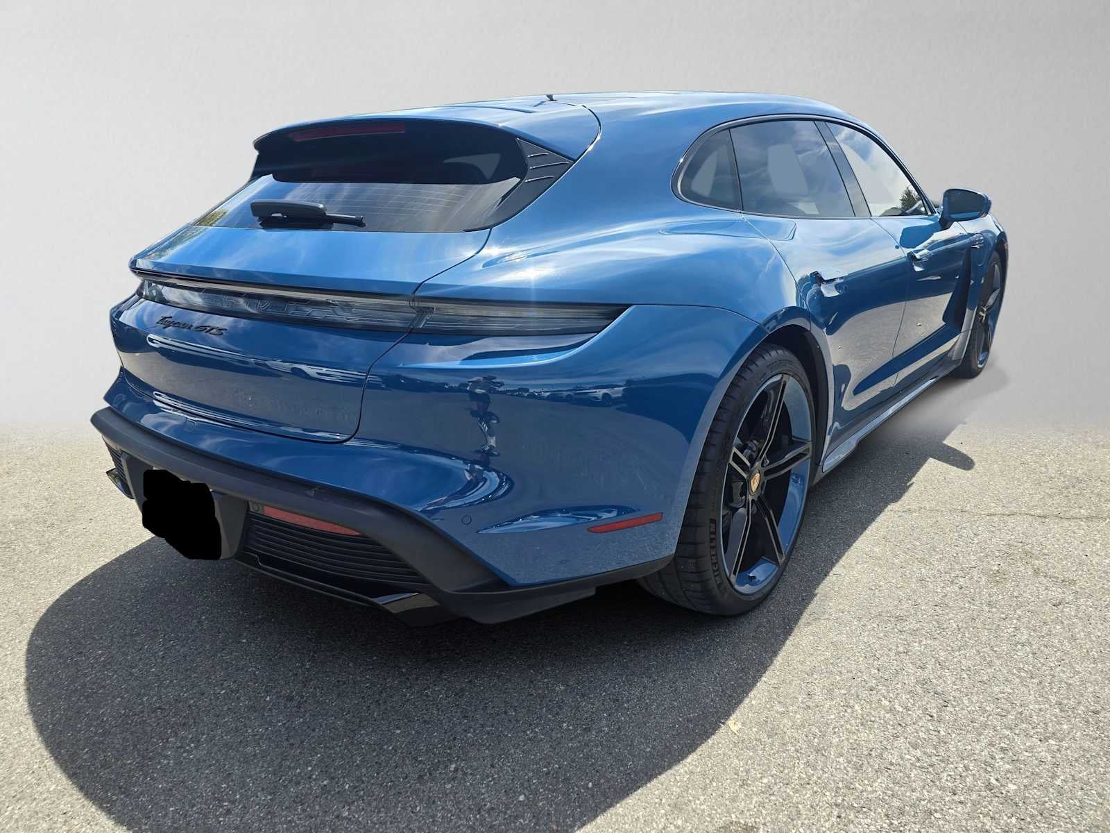 2023 Porsche Taycan GTS