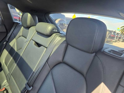 2024 Porsche Macan AWD