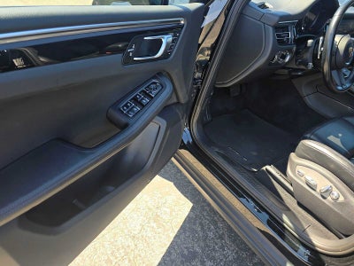 2024 Porsche Macan AWD