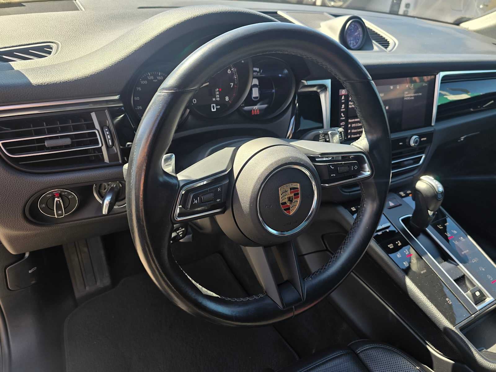 2024 Porsche Macan AWD