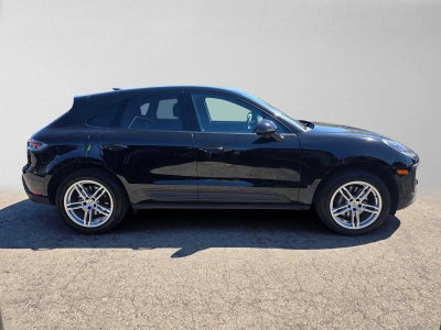 2024 Porsche Macan AWD