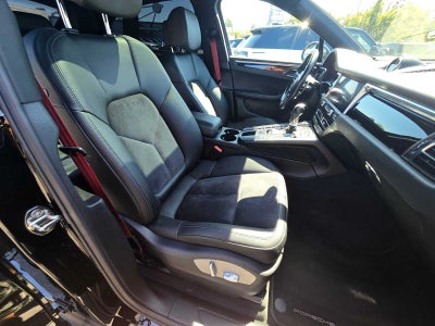 2019 Porsche Macan AWD