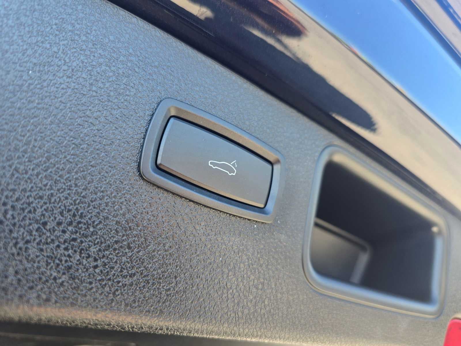 2019 Porsche Macan AWD