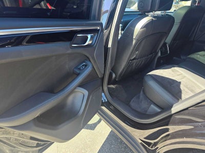 2019 Porsche Macan AWD