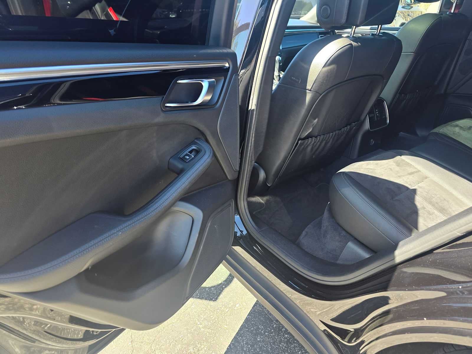2019 Porsche Macan AWD