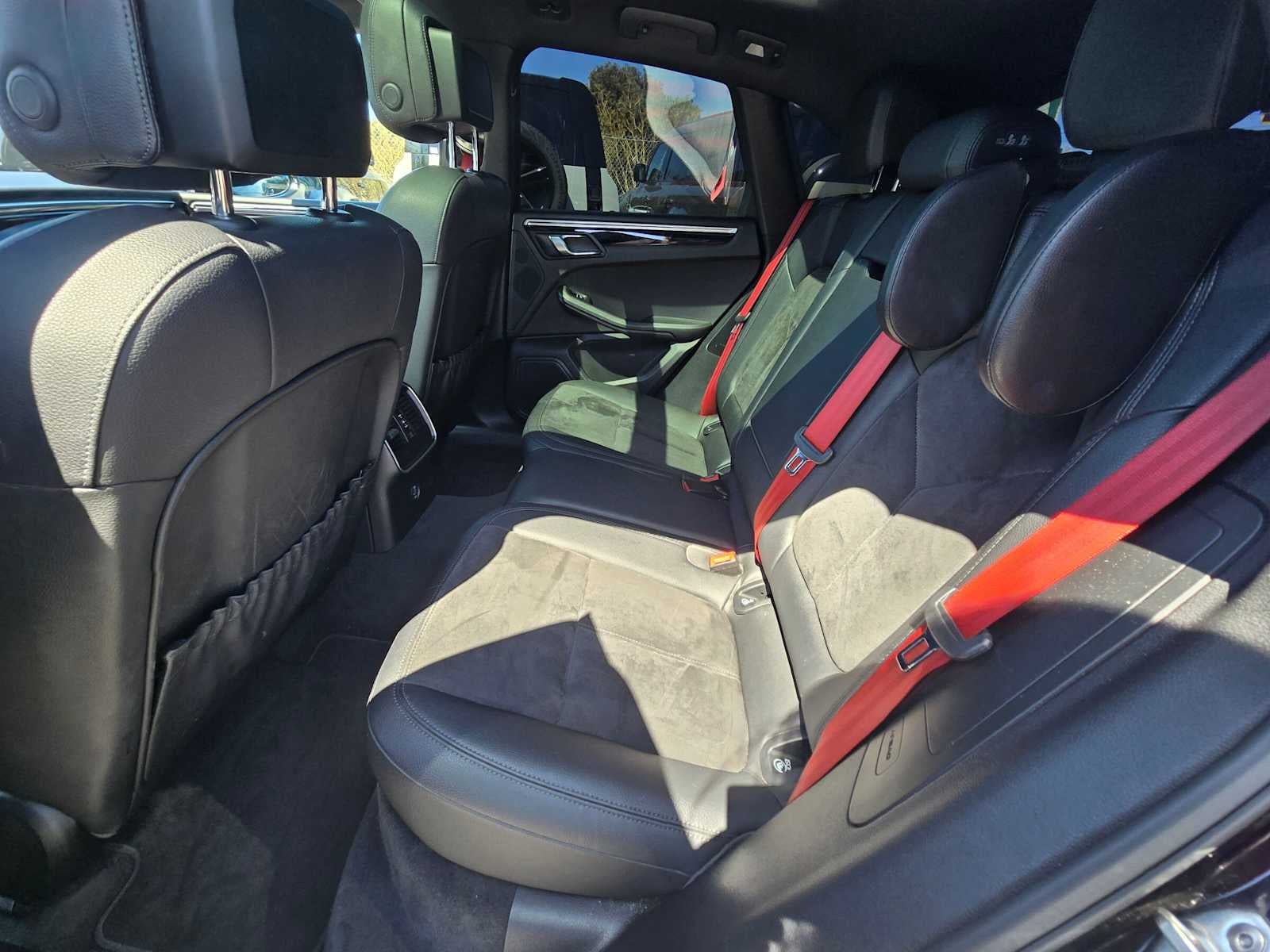 2019 Porsche Macan AWD